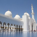 Front_of_Sheikh_Zayed_Mosque